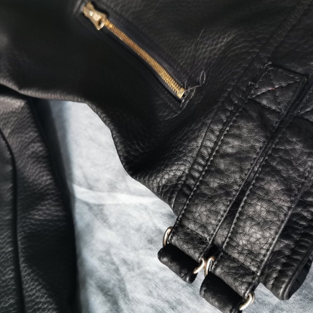 Leather Jacket - Picture 6 of 12